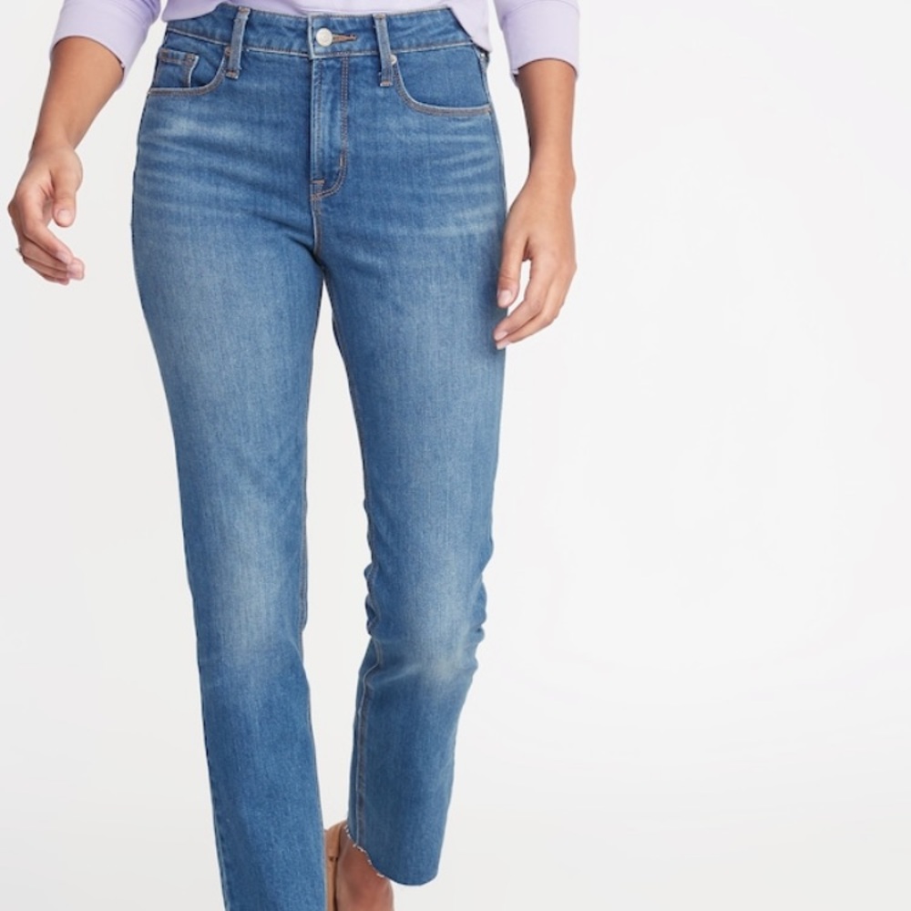 Old navy “the power jean” cropped ankle